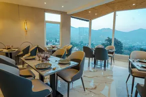 The Barns Resort Bhimtal Lake - Restaurant