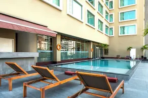 Hilton Garden Inn Bangkok Silom - Piscine