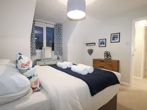 8 Sea Way - Room