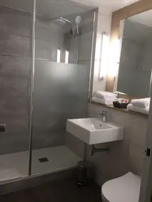 Hôtel Campanile Bergerac - Salle de bain