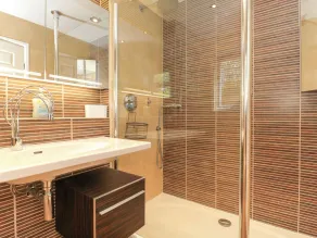 Te Papa - Bathroom