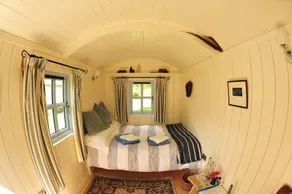 Blackstairs Shepherds Huts - Zimmer