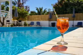 Eloque Simple living space - Pool