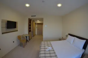 TUNA OTEL - Habitación