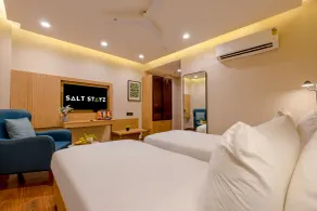 Saltstayz Premier - Noida Sector 15 - Rom