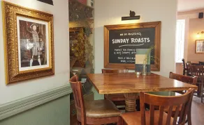 Kings Arms Hotel by Greene King Inns - Restaurant