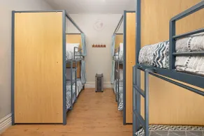 HI San Diego Downtown Hostel - Zimmer