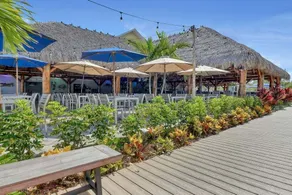 Cape Crossing 104 - Restaurant