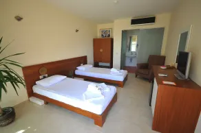 Club Pomalin - Room