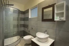 Foggy Knolls Resort - Bathroom