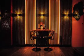 Manzo's Suites - Restaurant