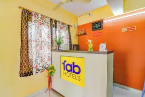 FabHotel New Kolkata Residency Inn - Nr. Axis Mall - Reception