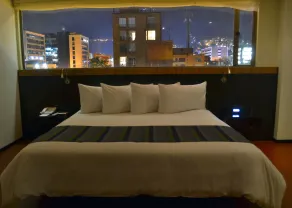Hotel Madisson Inn Luxury By GEH Suites - Room
