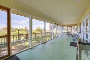 Am Lake Istokpoga: Lorida Haus mit Lanai! - Innenbereich