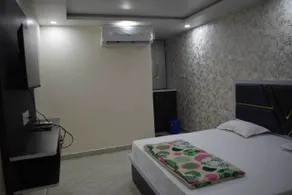 Hotel Highway Crown - Habitación