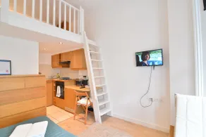 City Gate Kensington - Room