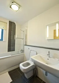 Bloom Apartments - City Centre - Gated Parking - Salle de bain
