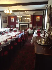 The Crown Hotel - Restaurant
