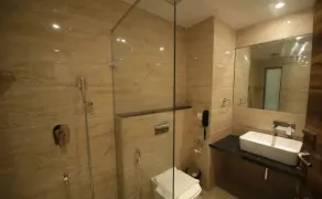 County Inn Hotel - Bathroom