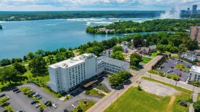 DoubleTree by Hilton Hotel Niagara Falls New York - Vue de la chambre