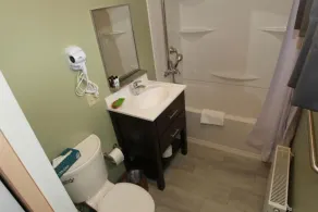 Wolastoq Inn And Suites - Badezimmer