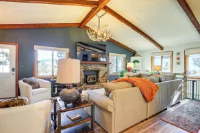 Hike, Bike & Ski: Evergreen Home w/ Game Room! - Interiør
