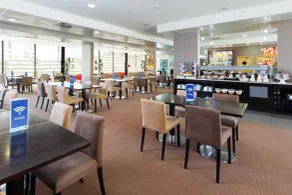 Holiday Inn Express Lisbon-Oeiras by IHG - Restaurang