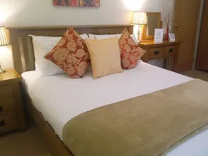Cross Keys Inn - Room