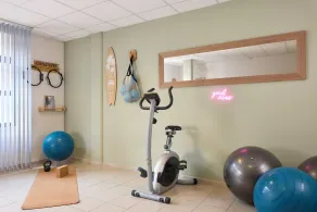Quality Aparthotel Valenciennes - Sala de fitness