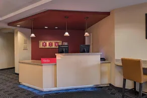 TownePlace Suites Fayetteville Cross Creek - Reception