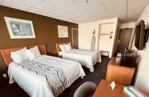 Red Rock Hotel & Suites - Room