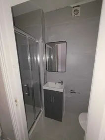 Shamrock Quay  - Baño