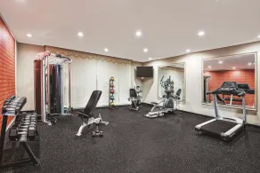 La Quinta by Wyndham San Antonio by Frost Bank Center - Fitness facility