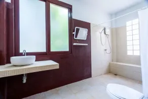 Nitchanan Villa - Baño