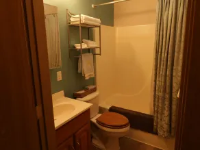 Alaska Dreamin' Lodging - Badrum
