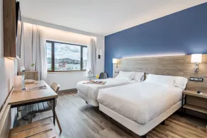 Hotel Puerta de Bilbao - Vue de la chambre