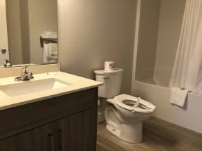 Traveler's Motel Penticton - Badezimmer