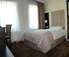 Hotel Atlas Halle - Chambre