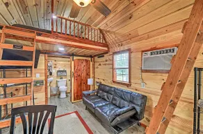 'the Gosling' Studio Cabin w/ River Access! - Innenbereich