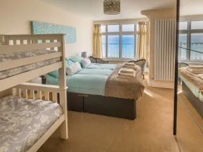 Beachside Apartment On The Beach - Miscellaneous