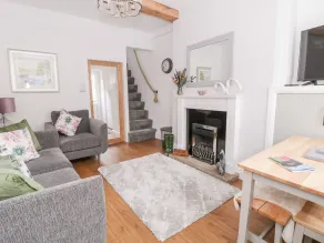 Ermysted's Cottage - Interior