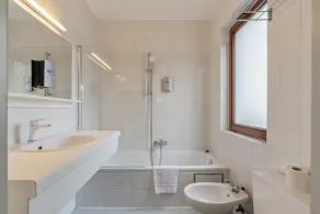 Spettacolare camera privata adatta alle famiglie | Vista sulla città | Accetta animali domestici - Bagno