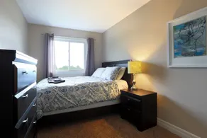 Boardwalk Homes - Executive Townhomes - Værelse