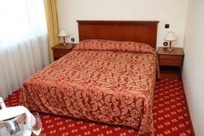 Hotel Zvezda - Quarto