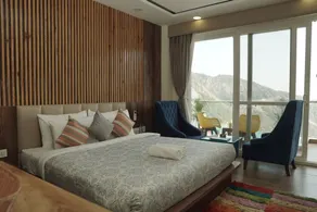 Shivaay Morex - Room