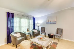 Pet-friendly Sparta Retreat: Porches & Fire Pit! - Innenbereich