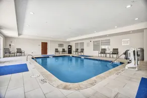 Fairfield by Marriott Inn & Suites Fossil Creek - Piscine