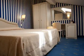Hotel Navy - Chambre