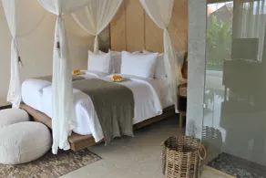 Purana Suite Ubud - Værelse