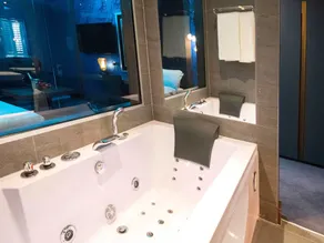 Riverside Park Hotel - Bathroom